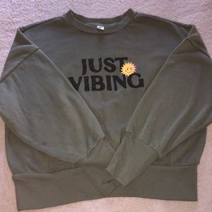 Women’s Old Navy sweatshirt